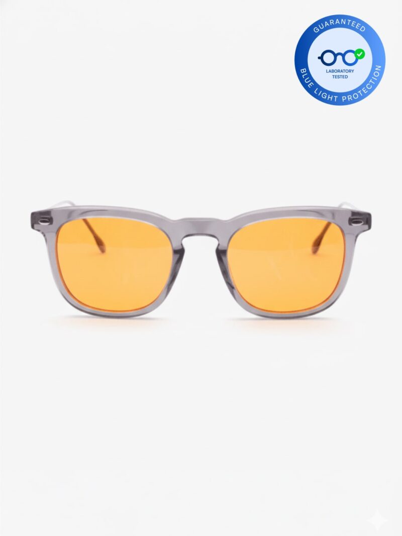 Graue transparente Brille mit orangen Blaulichtfiltergläsern und modernem eckigem Gestell